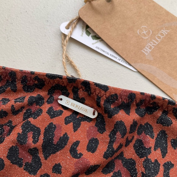 Berlook Small Leopard Print Cover Up Skirt Dark Coffee New - Picture 7 of 8